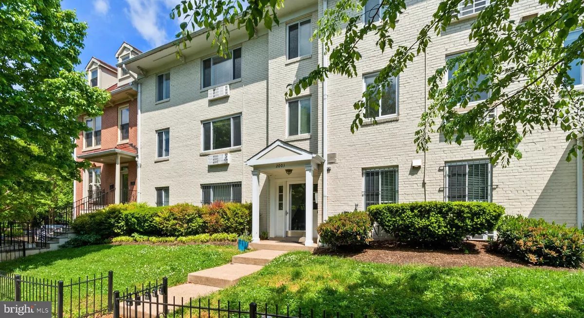 Washington, DC 20009,2001-2005 ALLEN PL NW #301