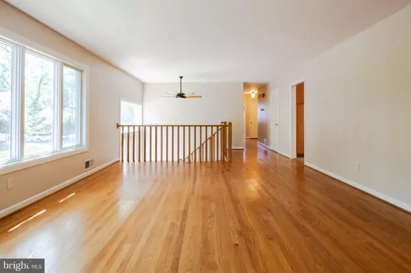 Arlington, VA 22207,3920 N WOODSTOCK ST