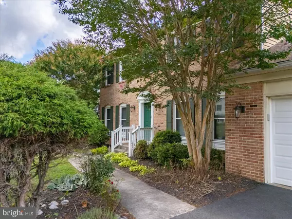 Leesburg, VA 20175,912 CHANCELLOR ST SW