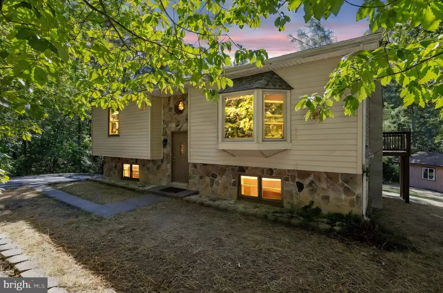 145 BASSWOOD DR, Bunker Hill, WV 25413