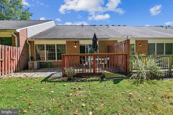 Annapolis, MD 21401,904 YARDARM LN