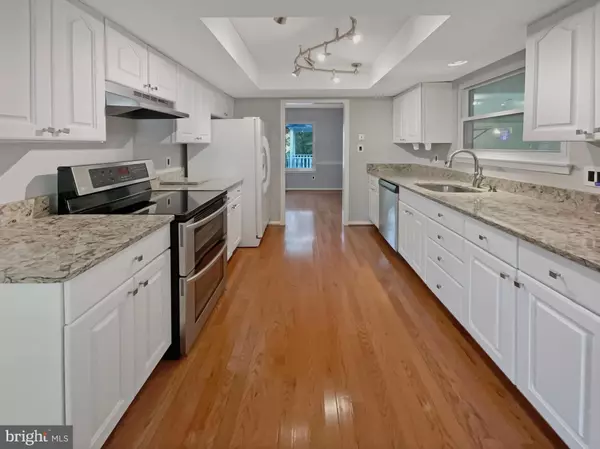 Burke, VA 22015,9505 SCORPIO LN