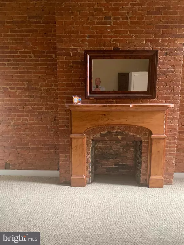 Baltimore, MD 21218,2210 MARYLAND AVE