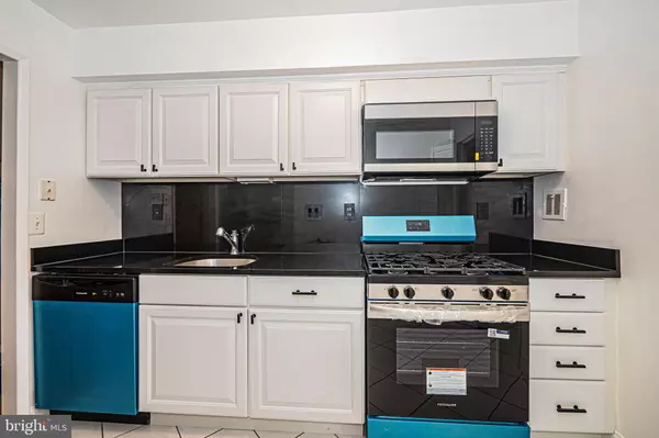 Bethesda, MD 20817,7539 SPRING LAKE DR #7539-C