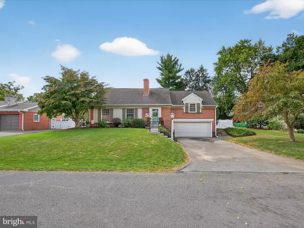 Manheim, PA 17545,31 SUNSET AVE