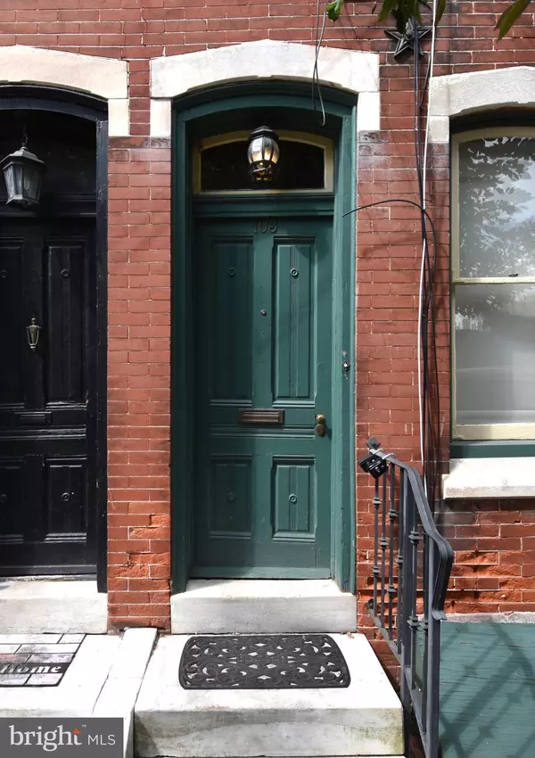 Burlington, NJ 08016,103 W UNION ST