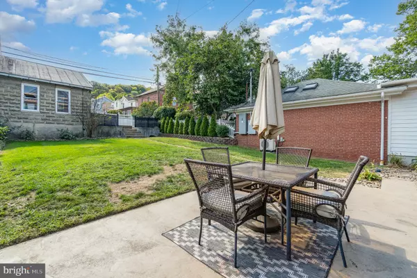 Newport, PA 17074,57 4TH STREET