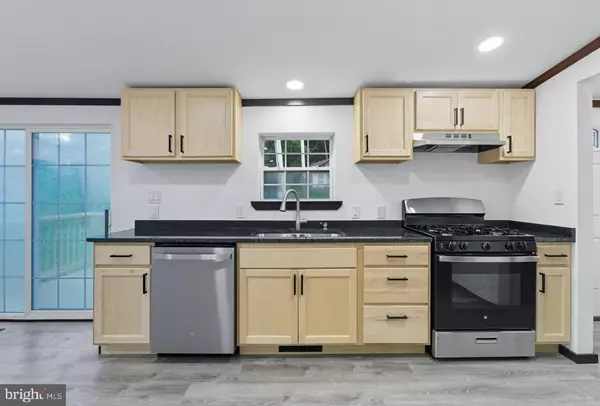 Karthaus, PA 16845,814 MARKET ST