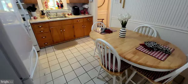 Philadelphia, PA 19111,8016 BRIDLE RD