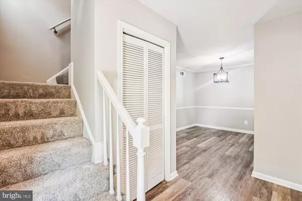 Severna Park, MD 21146,88 STRATFORD DR