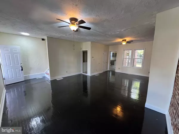 Wilmington, DE 19802,2411 N WEST ST