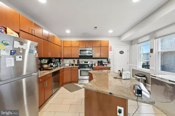 Philadelphia, PA 19131,4079 FORD RD