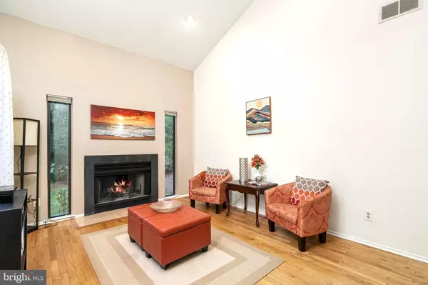 263 SAYRE DR, Princeton, NJ 08540