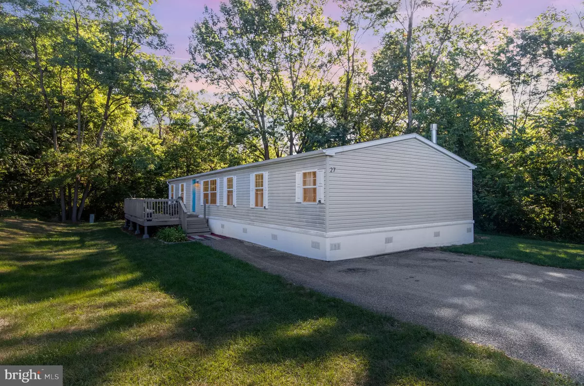 Carlisle, PA 17015,27 HELENA LANE