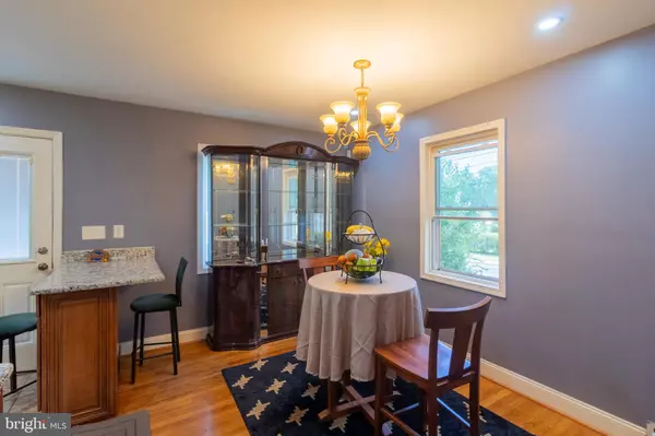 Silver Spring, MD 20901,706 FOREST GLEN RD