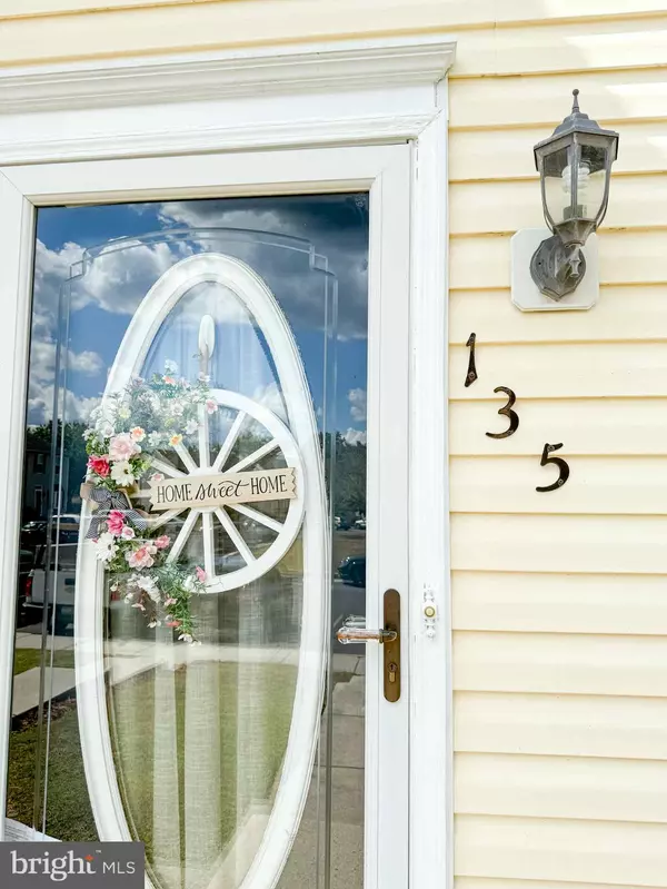 Littlestown, PA 17340,135 APPLE GROVE LN