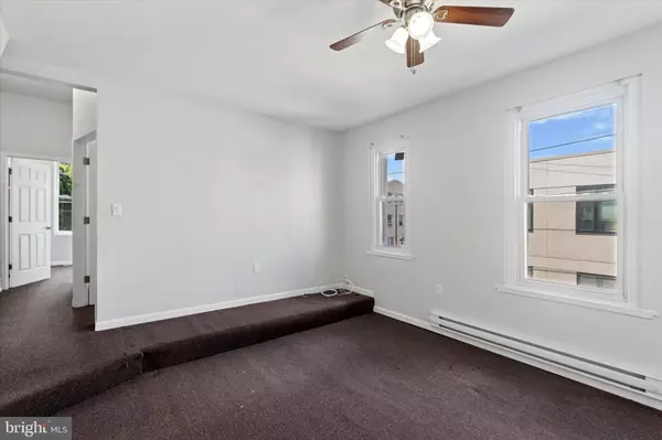 Philadelphia, PA 19133,1017 W HUNTINGDON ST #APT. 2