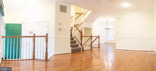 Arlington, VA 22203,719 N VERMONT ST #END UNIT