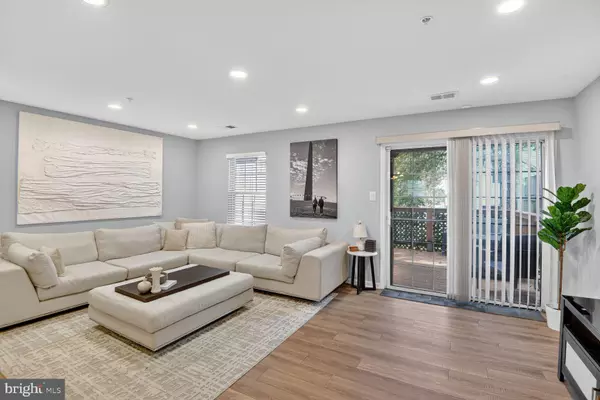 Suitland, MD 20746,4110 CRAB APPLE CT #5