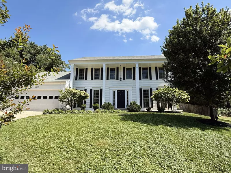 8805 WANDERING TRAIL DR, Potomac, MD 20854