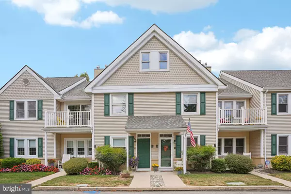 9 COMLY CT, Flourtown, PA 19031