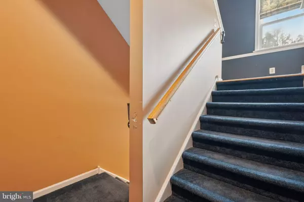 Flourtown, PA 19031,9 COMLY CT