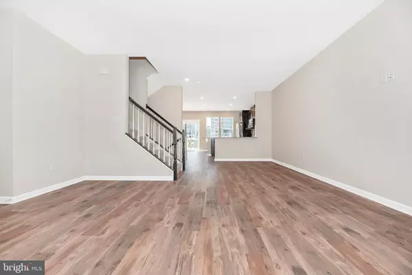 Frederick, MD 21703,5050 MACDONOUGH PL