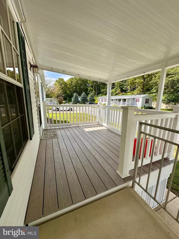 New Providence, PA 17560,688 LILAC DR