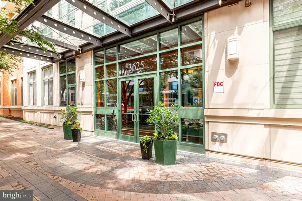 Arlington, VA 22201,3625 10TH ST N #101