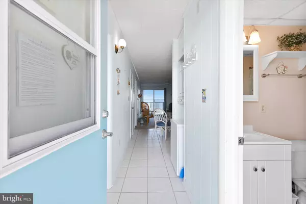 Ocean City, MD 21842,745 MOORING RD #404