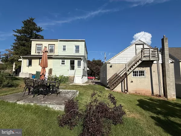 Spring City, PA 19475,128 PIKELAND AVE