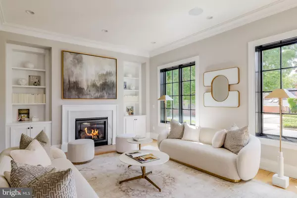 Washington, DC 20016,3117 38TH ST NW