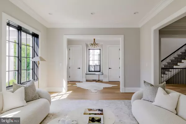 Washington, DC 20016,3117 38TH ST NW