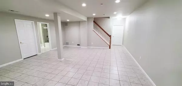 Ashburn, VA 20147,20153 VALHALLA SQ