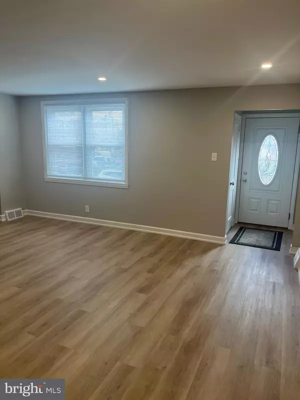 Philadelphia, PA 19149,7050 LYNFORD ST LYNFORD ST