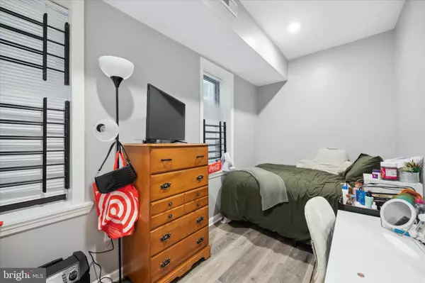 Philadelphia, PA 19121,1717 FONTAIN ST