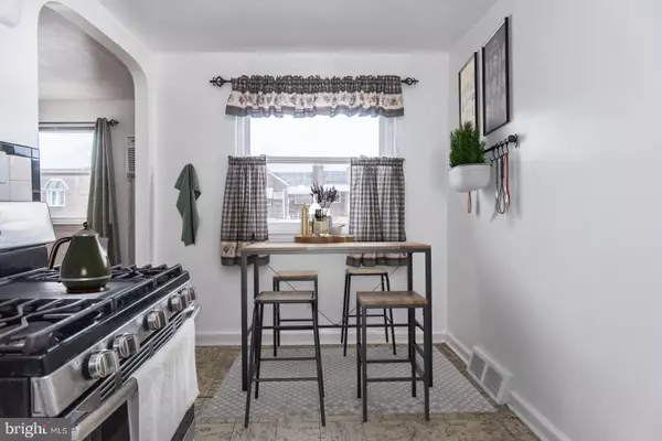 Philadelphia, PA 19124,4321 ELSINORE ST