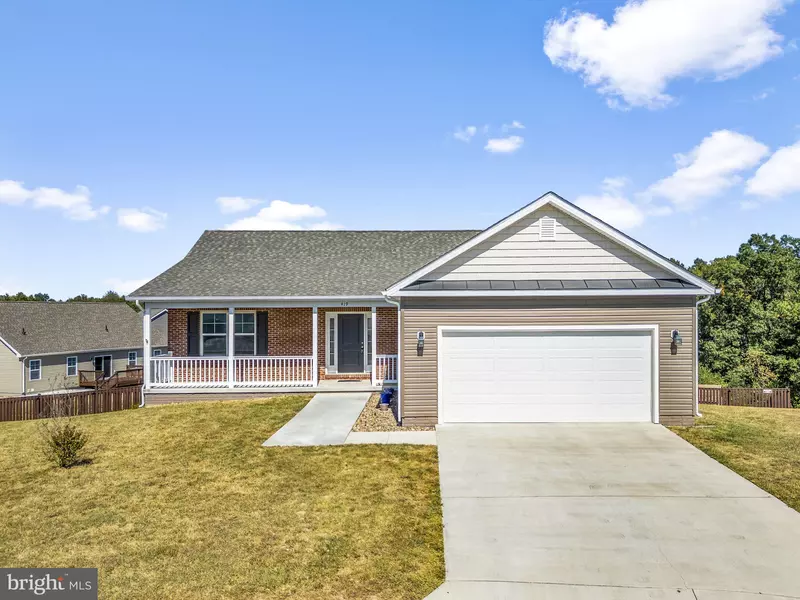 419 HERITAGE HILLS DR, Martinsburg, WV 25405