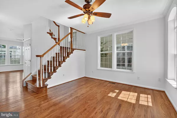 Fort Belvoir, VA 22060,7011 LAWNWOOD CT