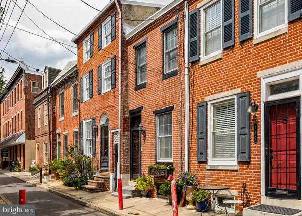 Philadelphia, PA 19147,137 MONROE ST