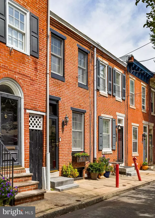 Philadelphia, PA 19147,137 MONROE ST