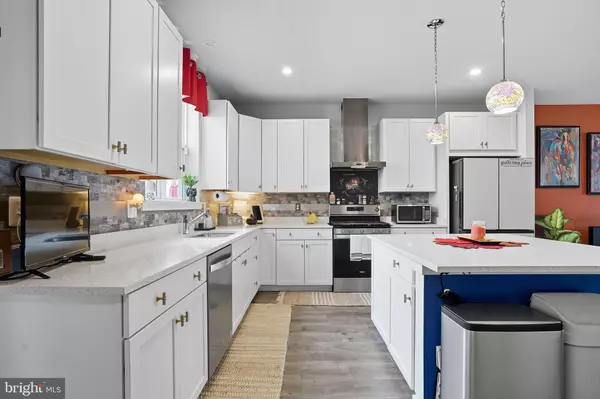 Fredericksburg, VA 22405,424 HONEYBERRY LN