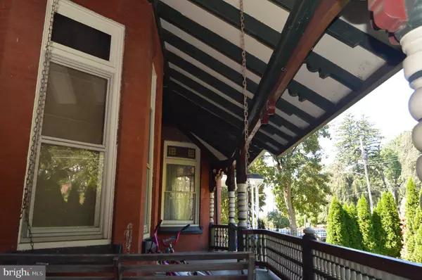 Reading, PA 19602,1536 MINERAL SPRING RD