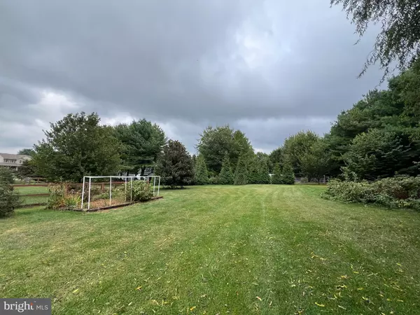 Narvon, PA 17555,5867 KINGSFIELD DR