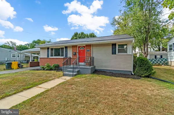 Linthicum Heights, MD 21090,215 CHEDDINGTON RD