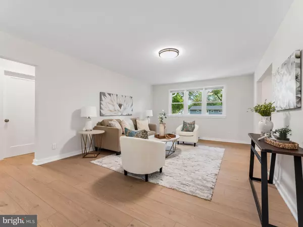 Deptford, NJ 08096,761 CARTERET AVE