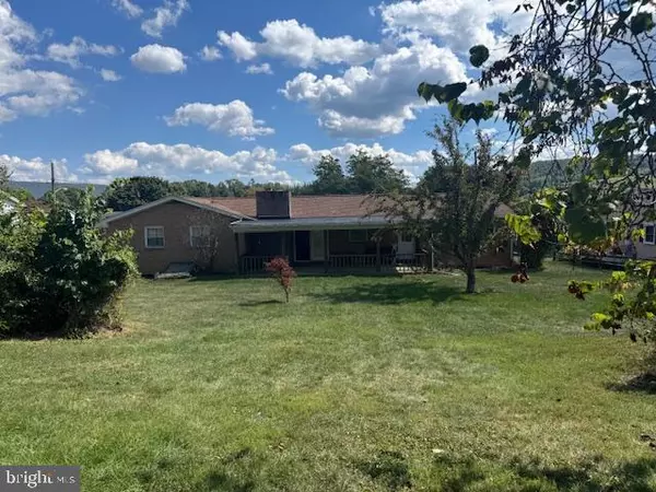 Lewistown, PA 17044,360 HOLIDAY LN