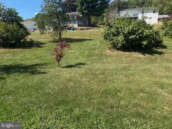 Lewistown, PA 17044,360 HOLIDAY LN