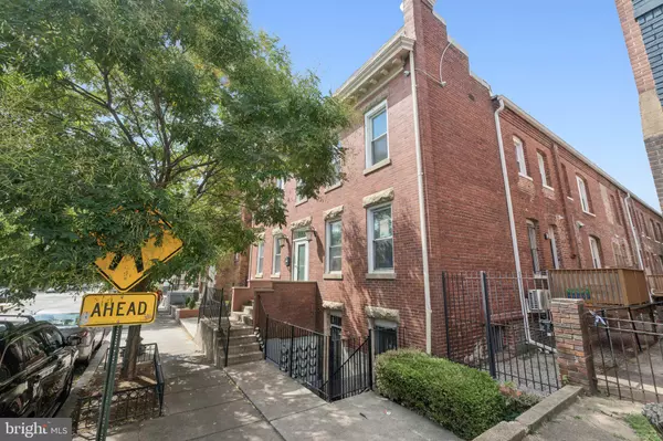 Washington, DC 20010,3318 SHERMAN AVE NW #101