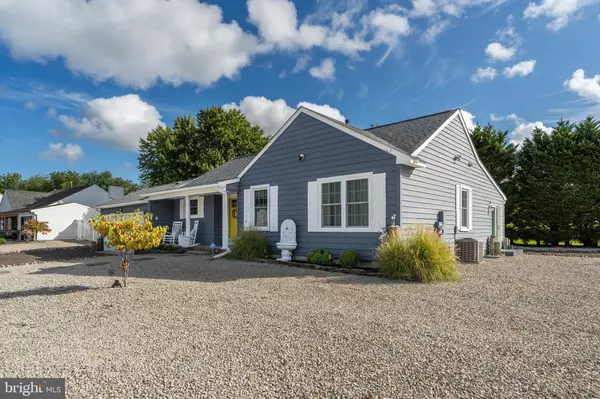 Manahawkin, NJ 08050,275 JENNINGS RD